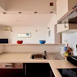 Sandy Apartament *